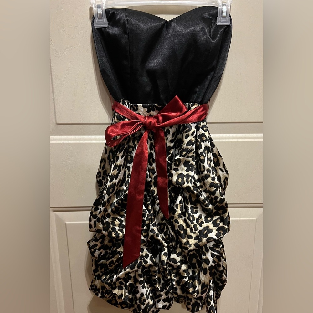 Juniors Studio Y leopard print Sz 3/4
